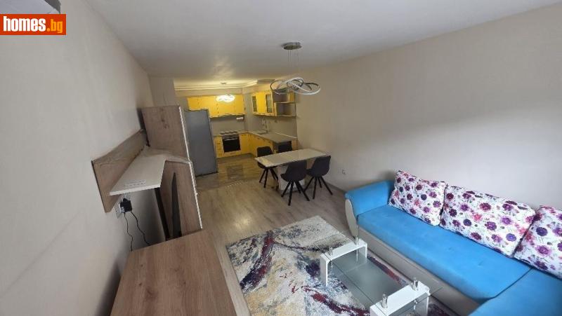 Двустаен, 81m²