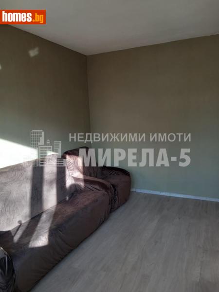 Едностаен, 42m²