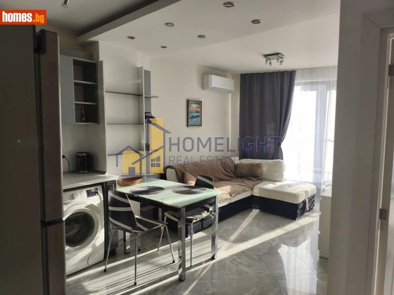 Двустаен, 70m²