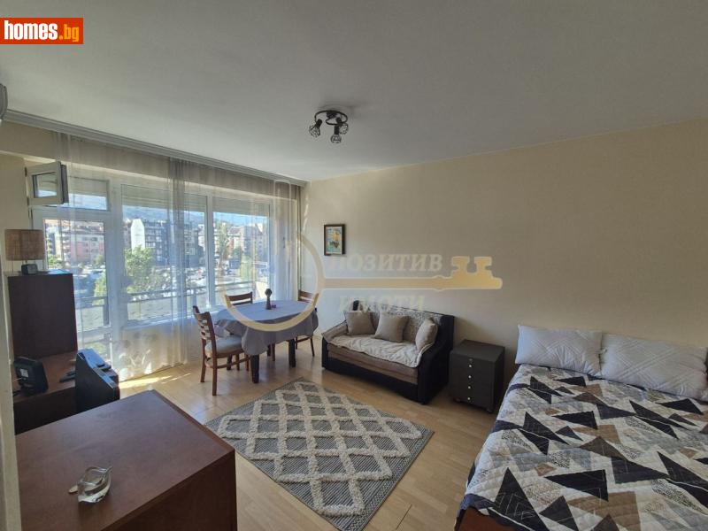 Едностаен, 40m²