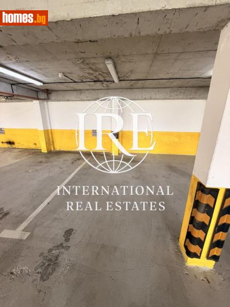 Гараж, 12m² - Жк. Възраждане, Варна - Апартамент за продажба - Интернешънъл Риъл Естейтс - 121250009