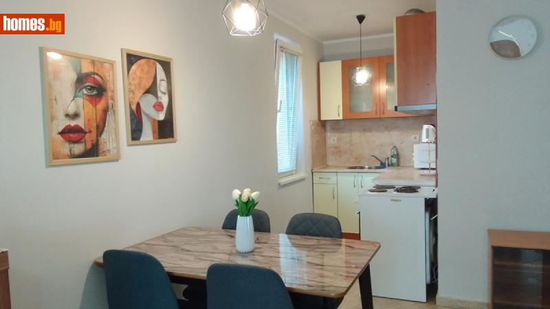Двустаен, 65m²