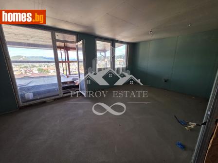 Тристаен, 147m² - Апартамент за продажба - 121272047