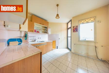 Тристаен, 84m² - Апартамент за продажба - 121285239