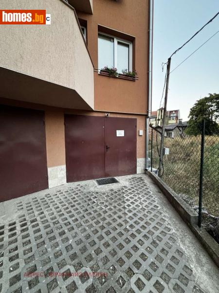 Гараж, 27m² - Плевен, Плевен - Апартамент за продажба - Адрес Плевен - 121285279