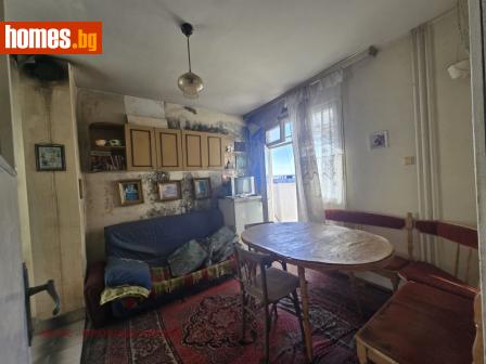 Тристаен, 95m² - Апартамент за продажба - 121304811
