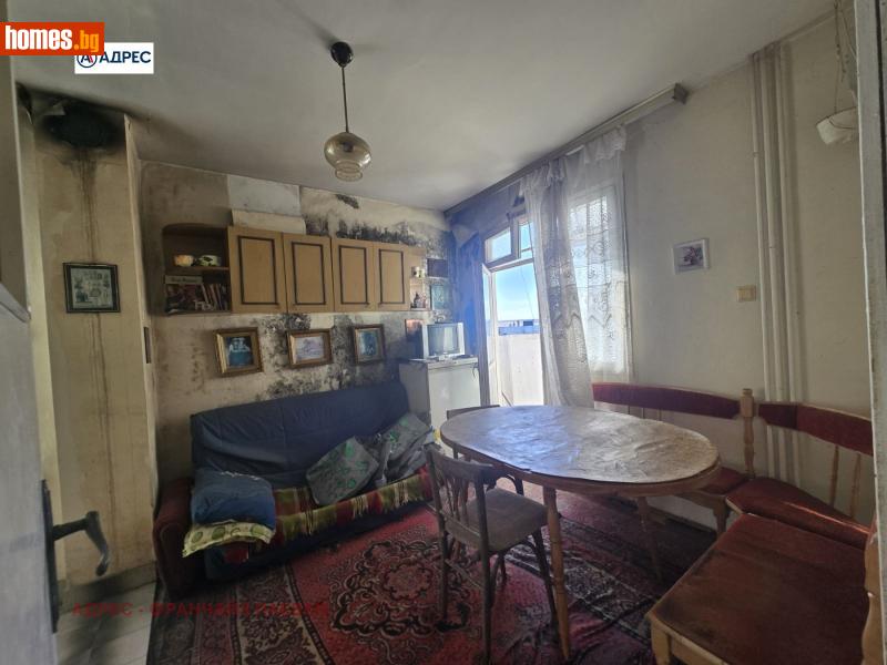 Тристаен, 95m² - Жк. Дружба 3, Плевен - Апартамент за продажба - Адрес Плевен - 121304811