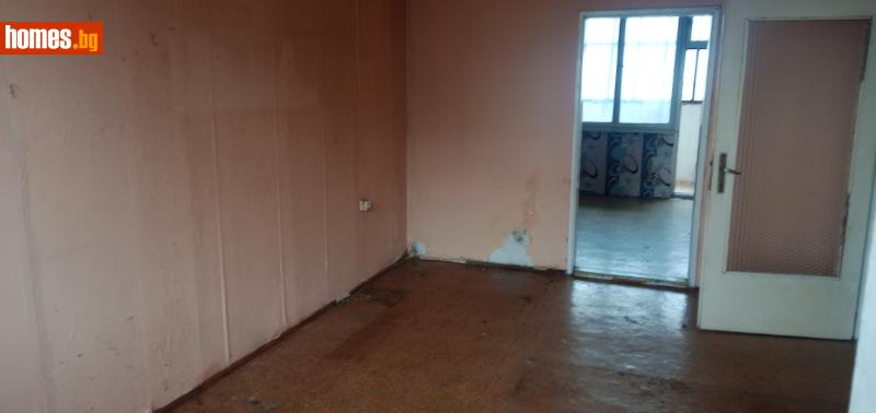 Тристаен, 64m² - Жк. Хале, Ямбол - Апартамент за продажба - Valentin - 121331630